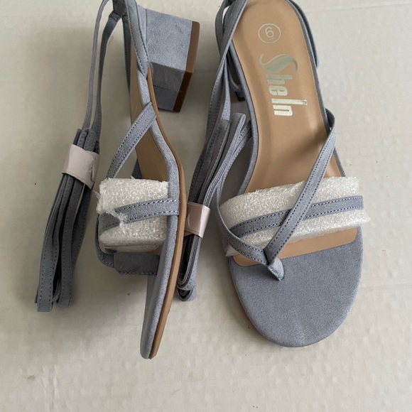 Chunky Block Sandals - Picture 6 of 7